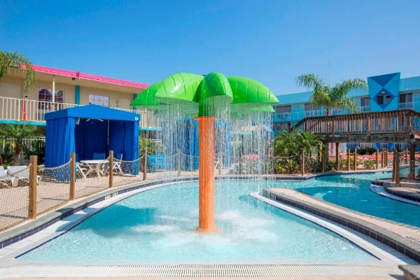 Flamingo Waterpark Resort image 17